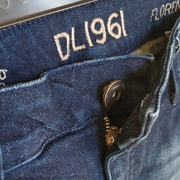 DL1961 Florence Jeans - Picture 9 of 16